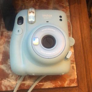 BLUE INSTAX MINI 11